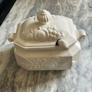 Soup tureen.  White.  Made in Japan.  Vintage
